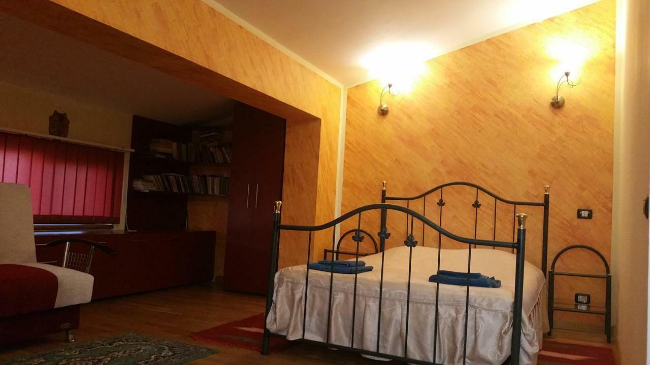 Cristalex Villaverde Bucharest Pantelimon Luaran gambar